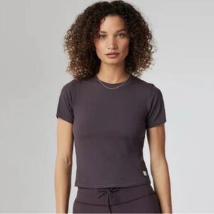 Vuori Pose Short Sleeve Top - Purple
